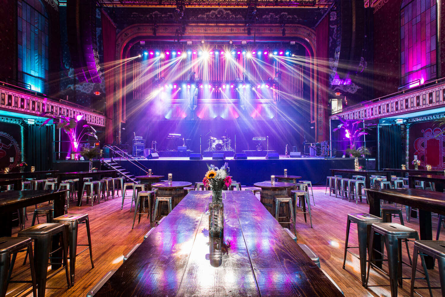 Communal-Tables-Reception-