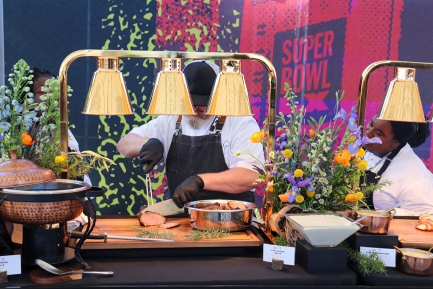 Wolfgang Puck Catering Large-Scale Sporting Events